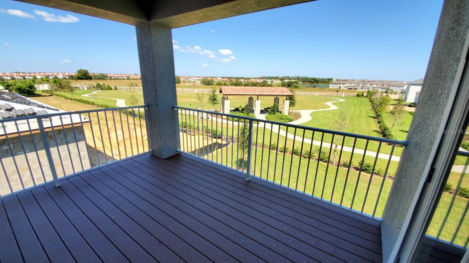 Image 20 of 40 For 9918 Summerlake Groves Street