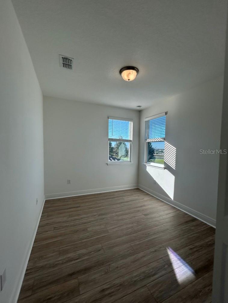 Image 25 of 40 For 9918 Summerlake Groves Street