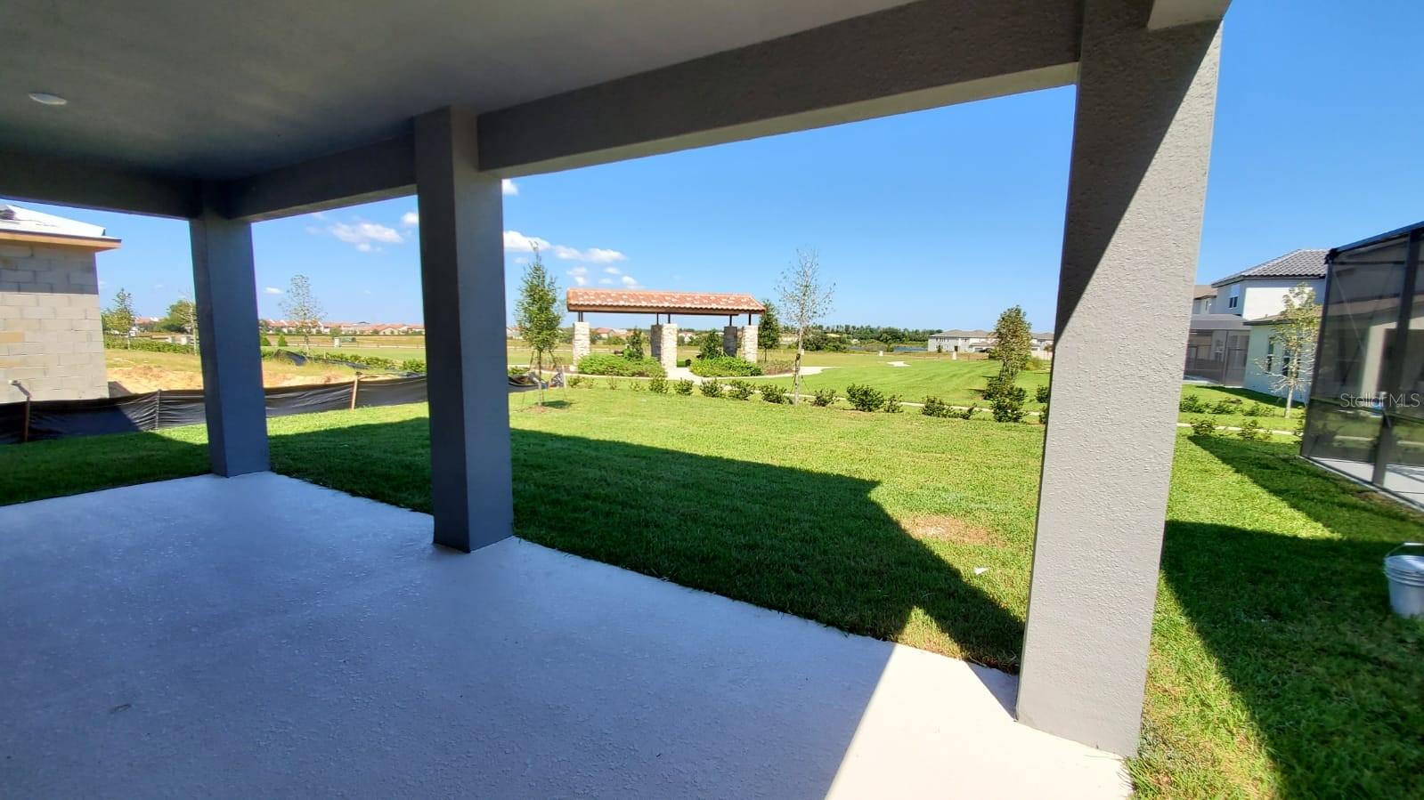 Image 37 of 40 For 9918 Summerlake Groves Street