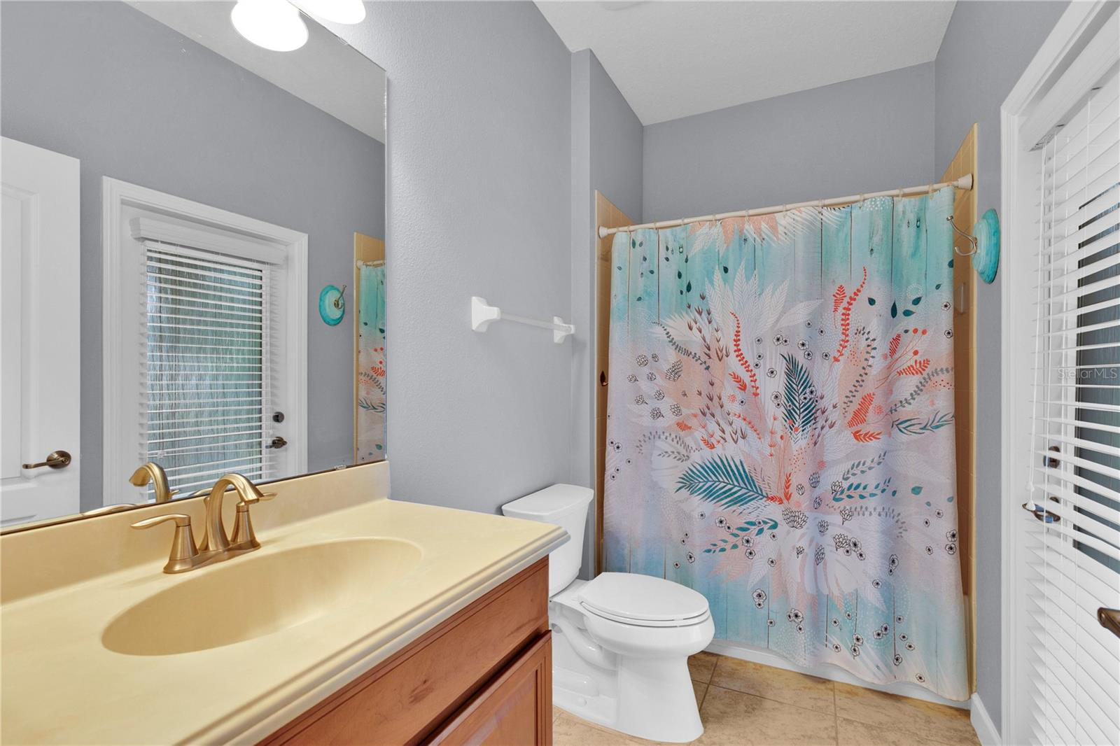 Image 21 of 35 For 3677 Serena Lane