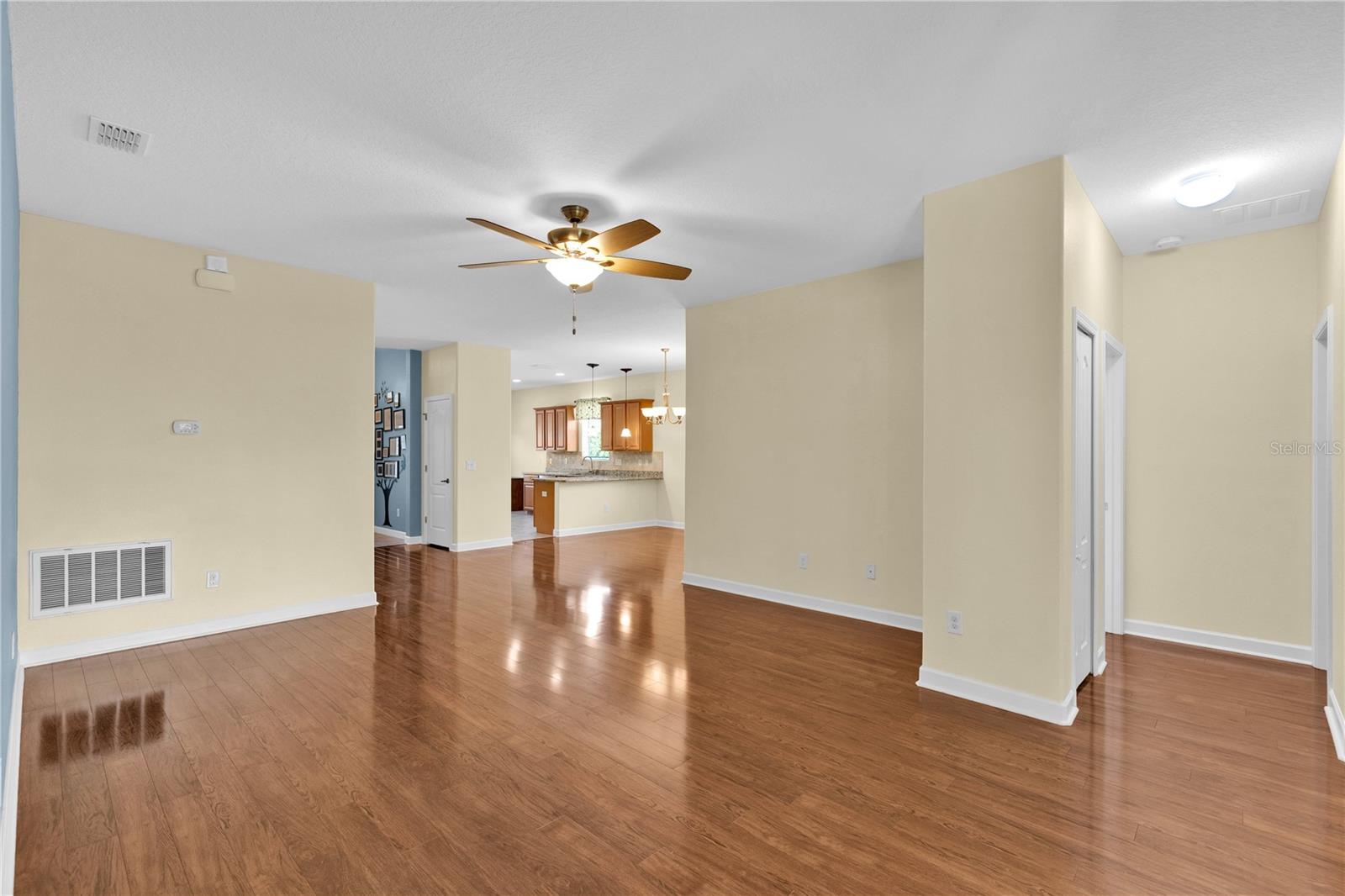 Image 7 of 35 For 3677 Serena Lane