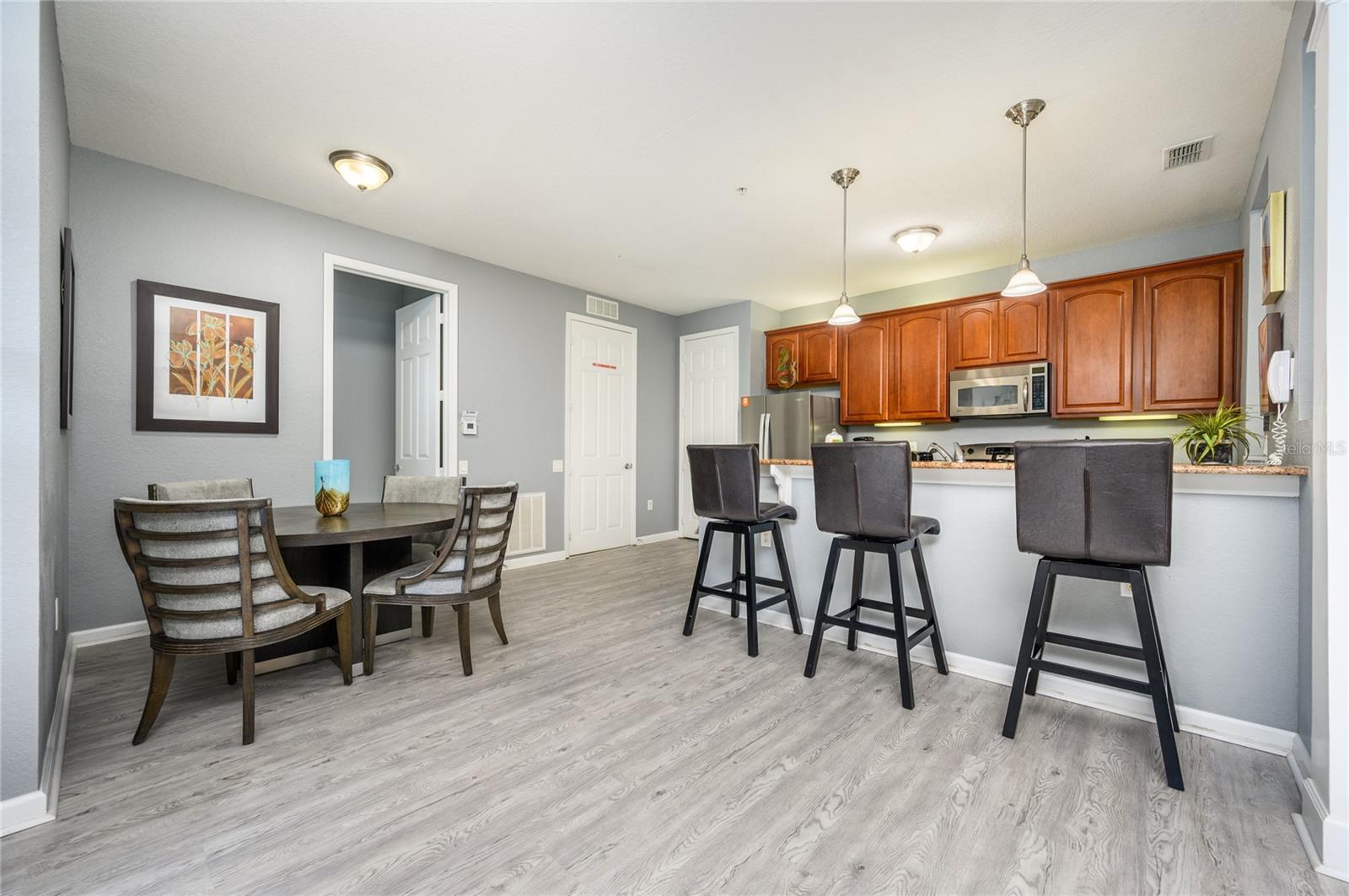 Image 12 of 53 For 5012 Shoreway Loop 20507