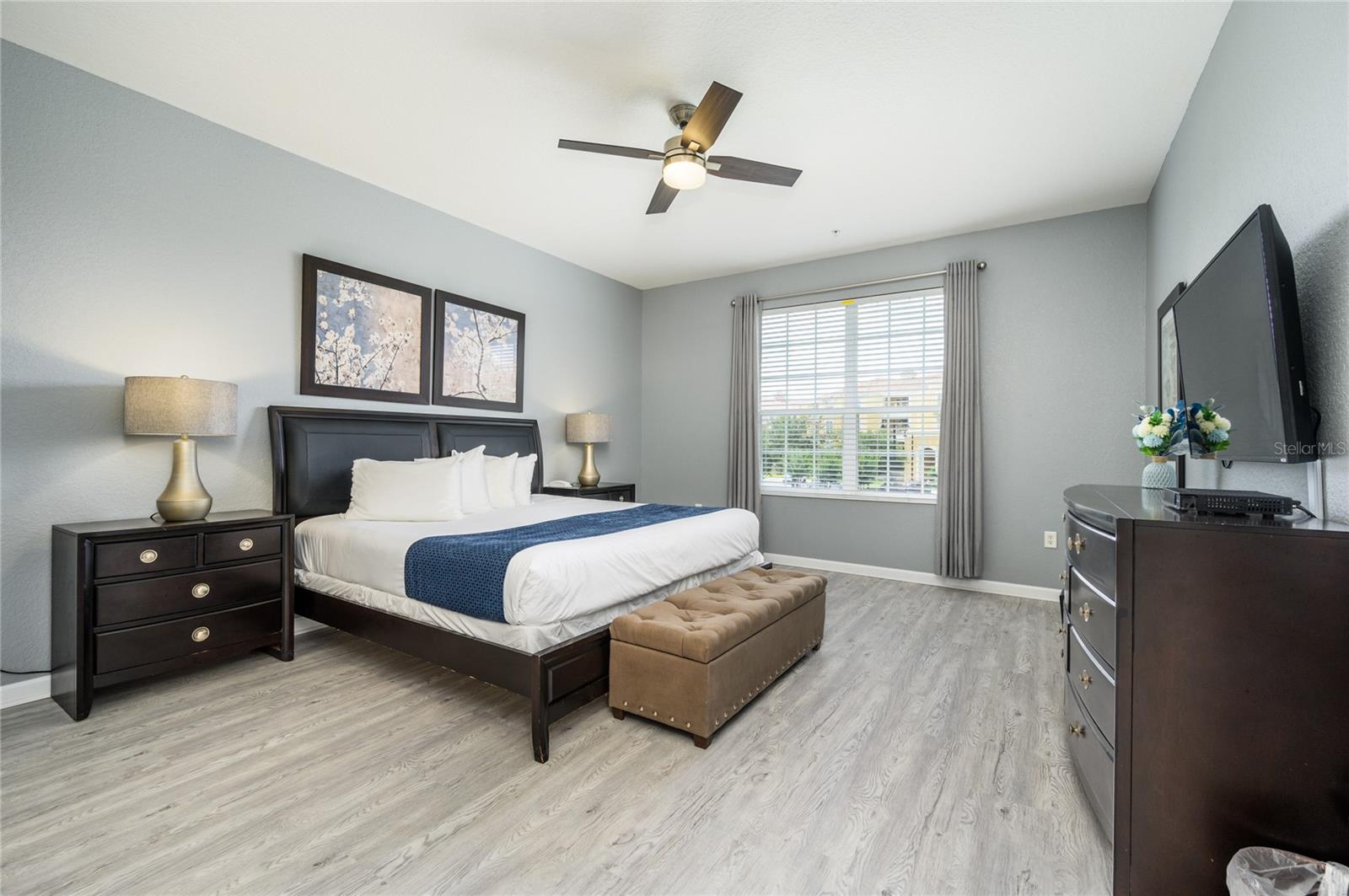 Image 17 of 53 For 5012 Shoreway Loop 20507