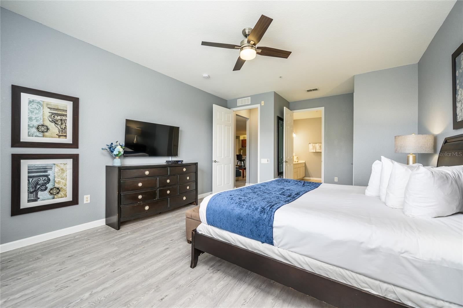 Image 24 of 53 For 5012 Shoreway Loop 20507