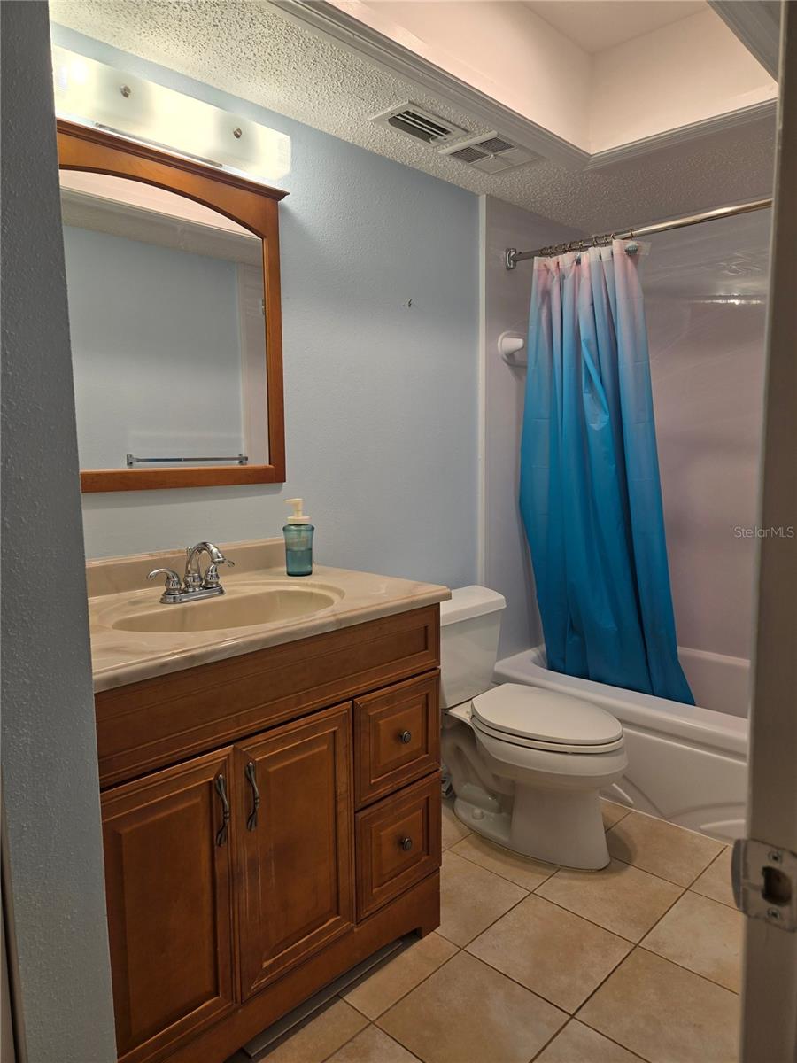 Image 5 of 10 For 1701 Pinehurst Road 3e