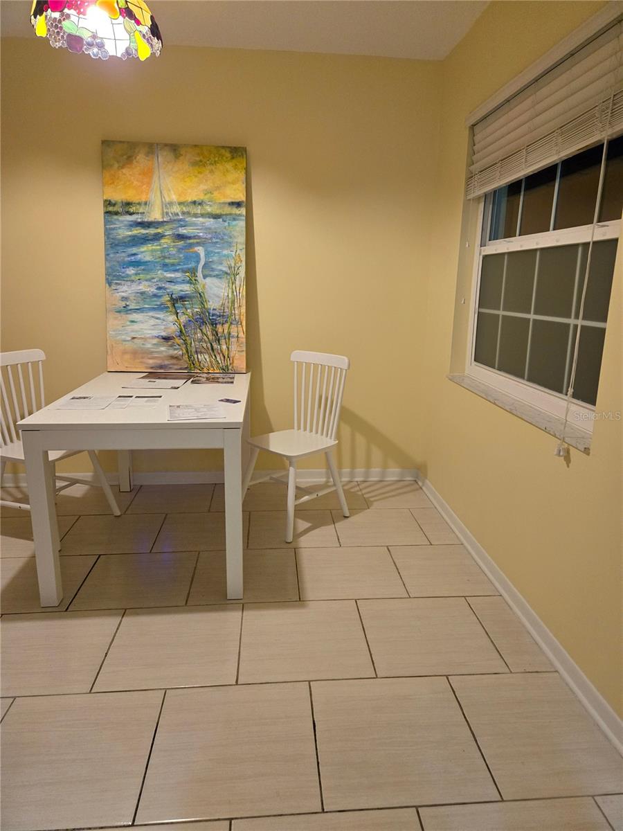 Image 7 of 10 For 1701 Pinehurst Road 3e