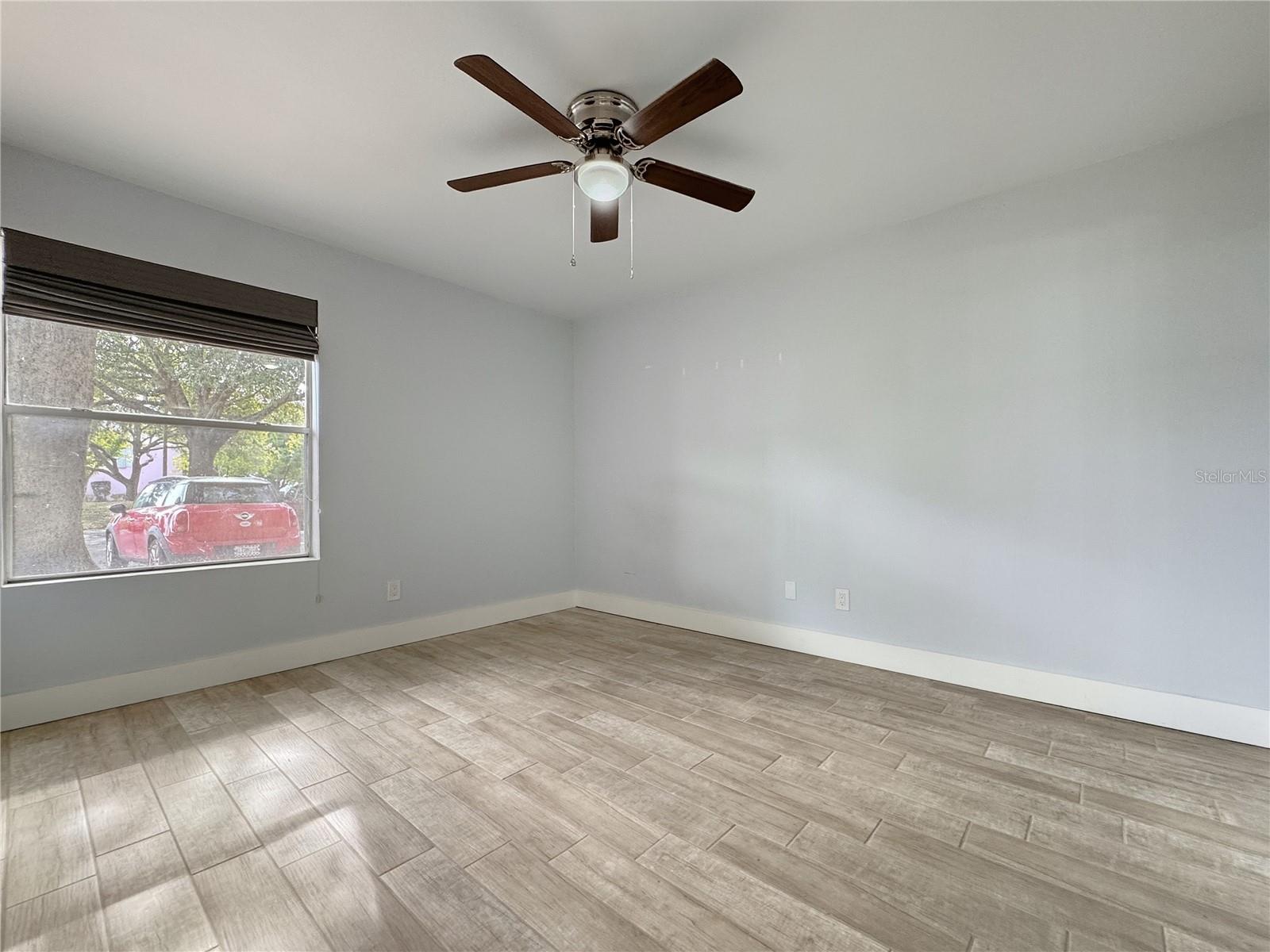 Image 10 of 22 For 4744 Walden Circle 17