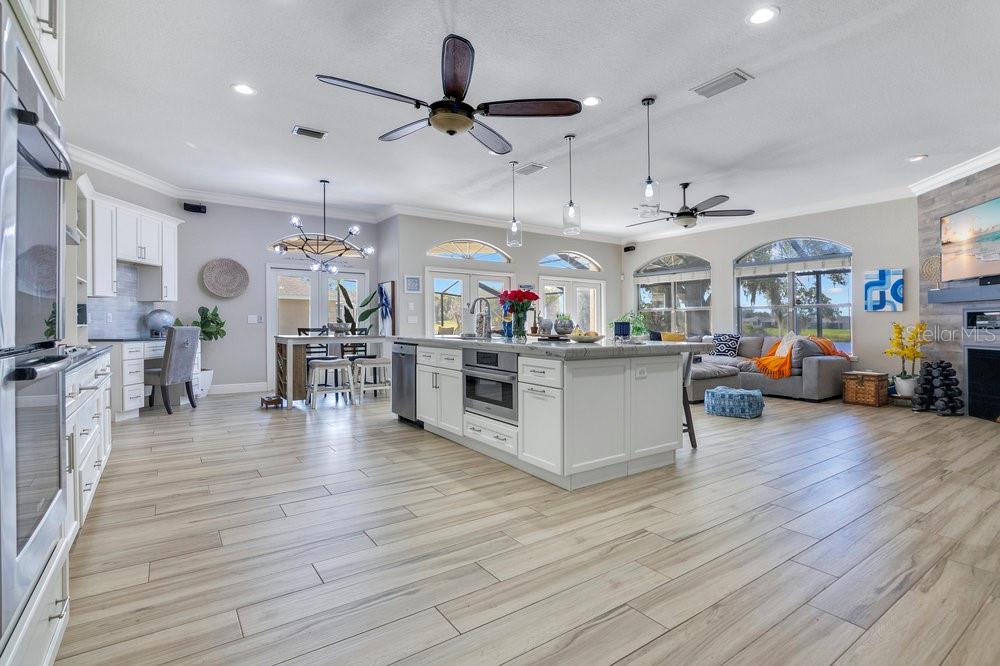 Image 5 of 36 For 16545 Majestic Court