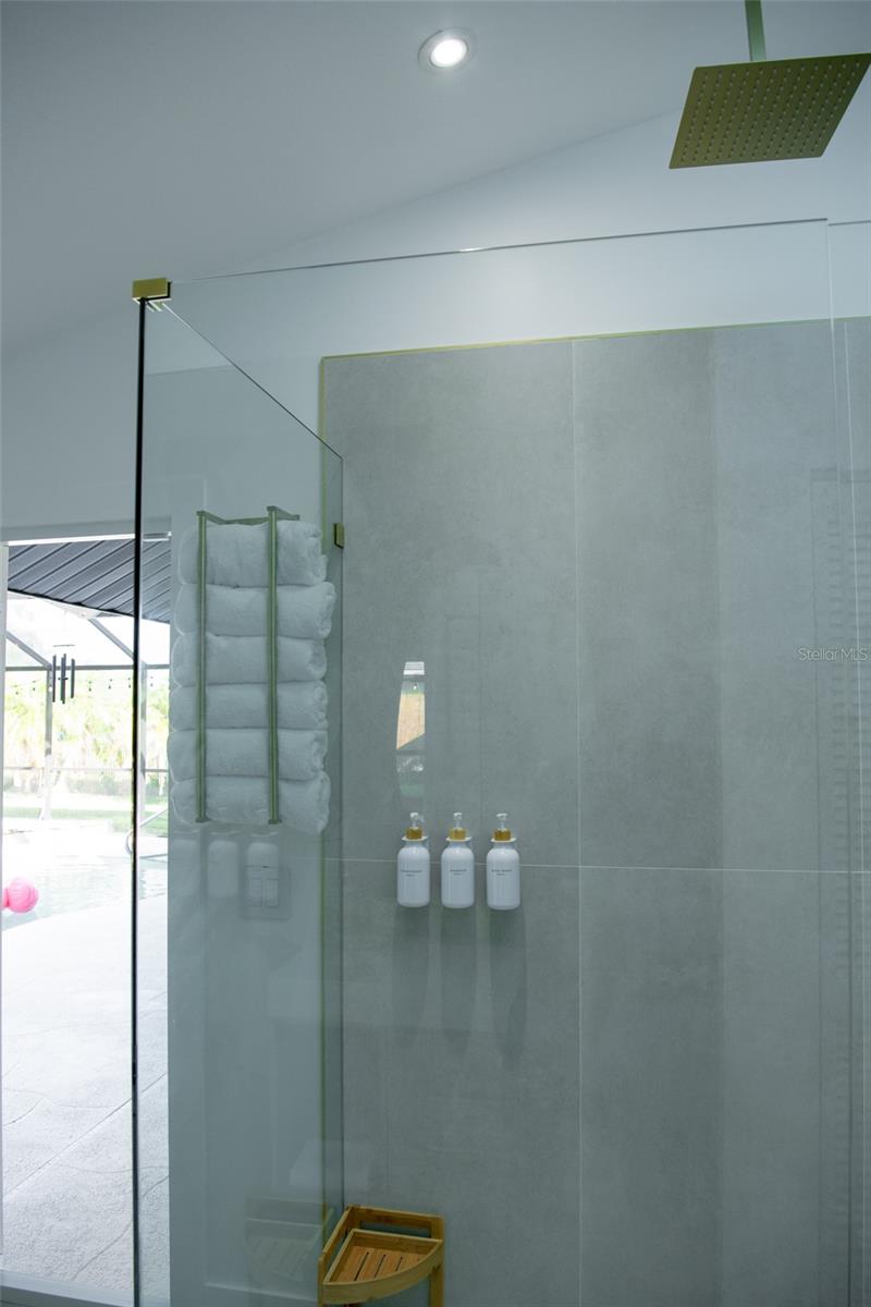 Image 15 of 44 For 1010 Joyce Court