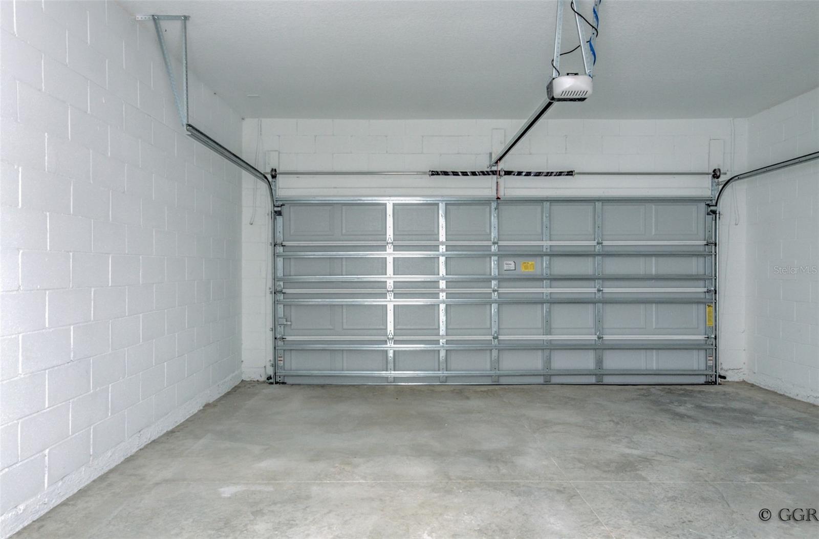 Image 37 of 41 For 3193 Country Side Drive