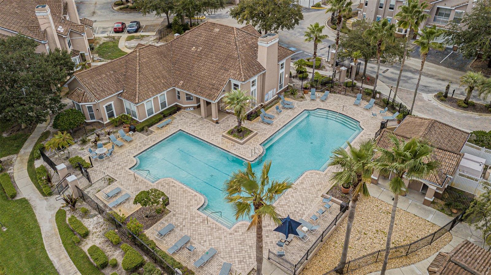 Image 7 of 25 For 18108 Villa Creek Drive