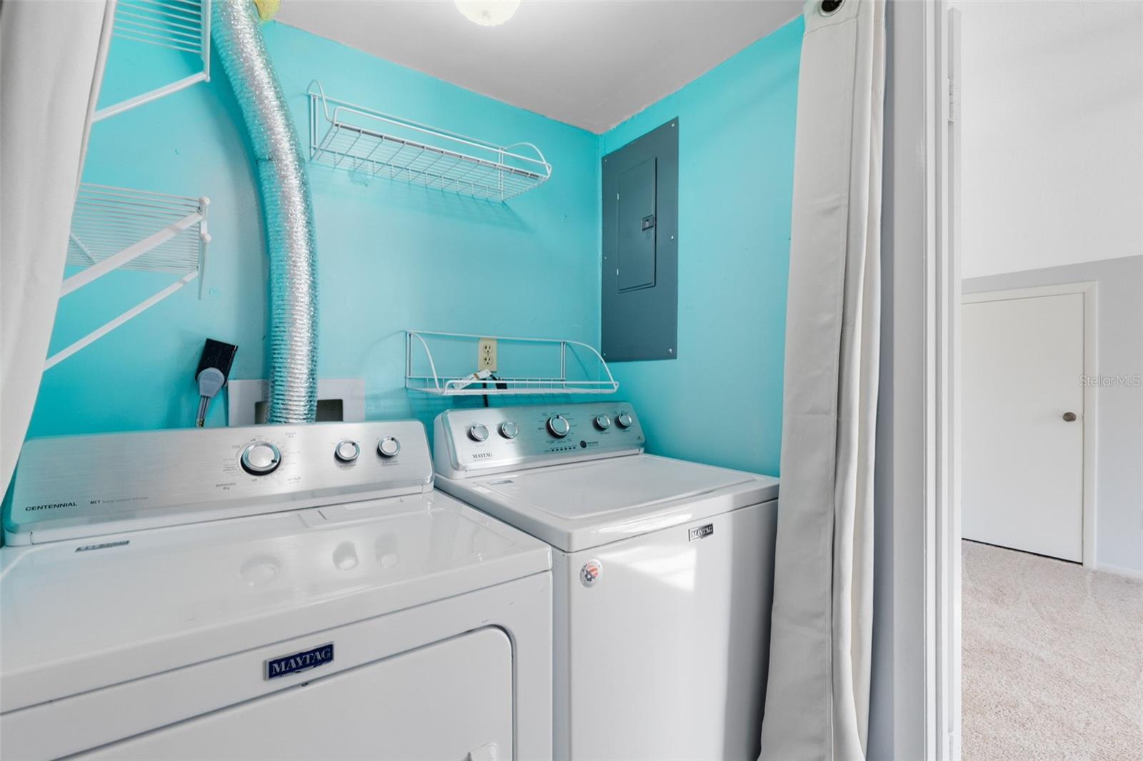 Image 22 of 35 For 890 Jonathan Way