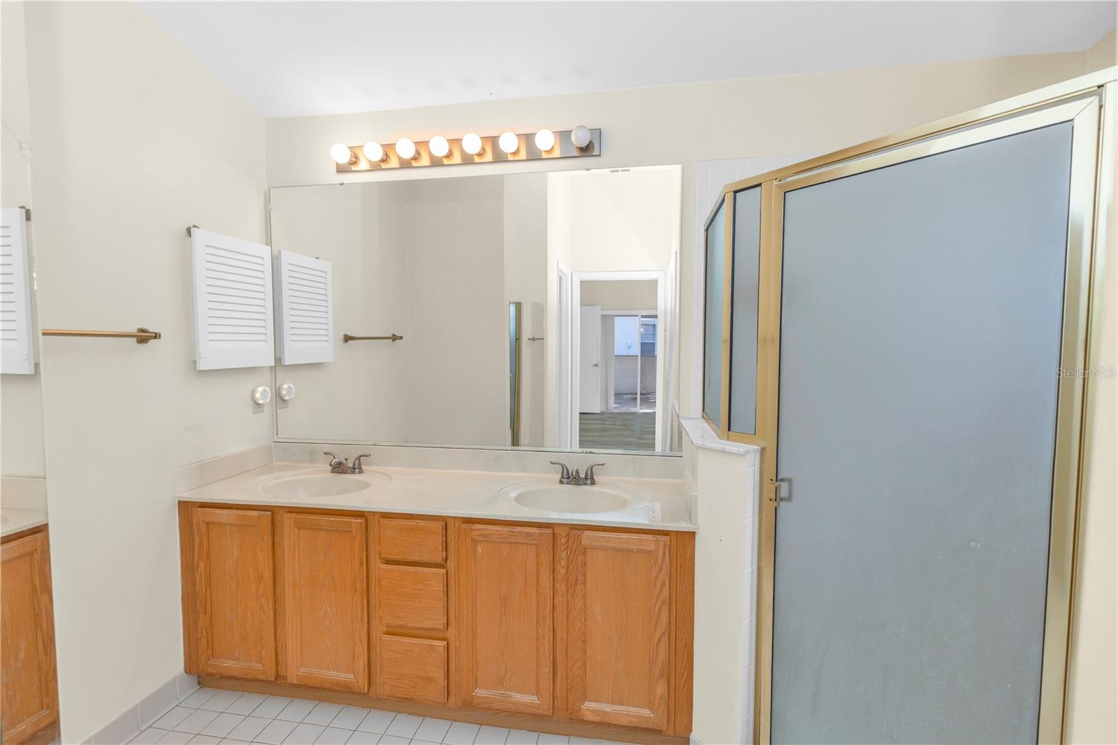 Image 17 of 26 For 5910 Petunia Lane