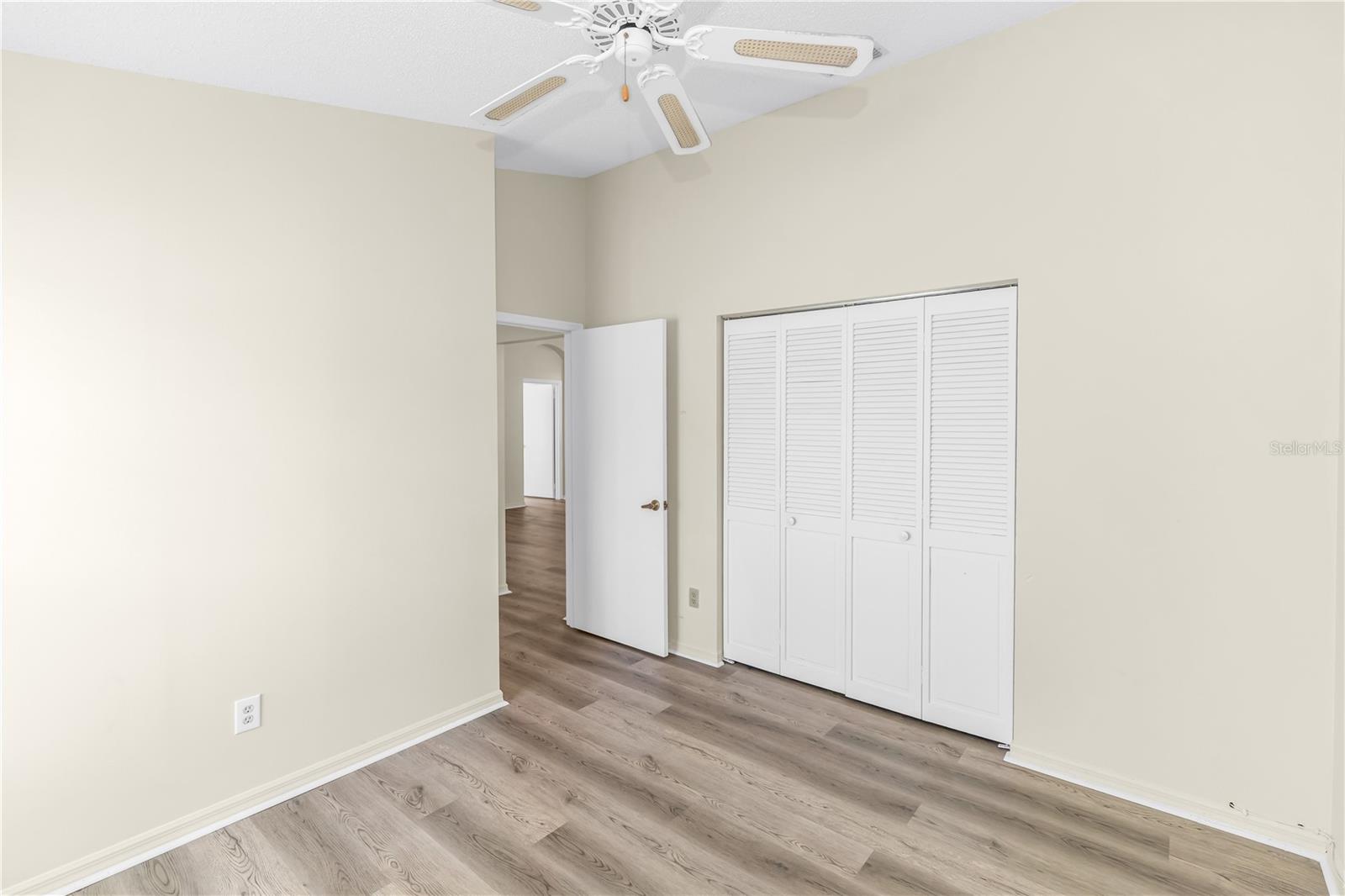 Image 20 of 26 For 5910 Petunia Lane