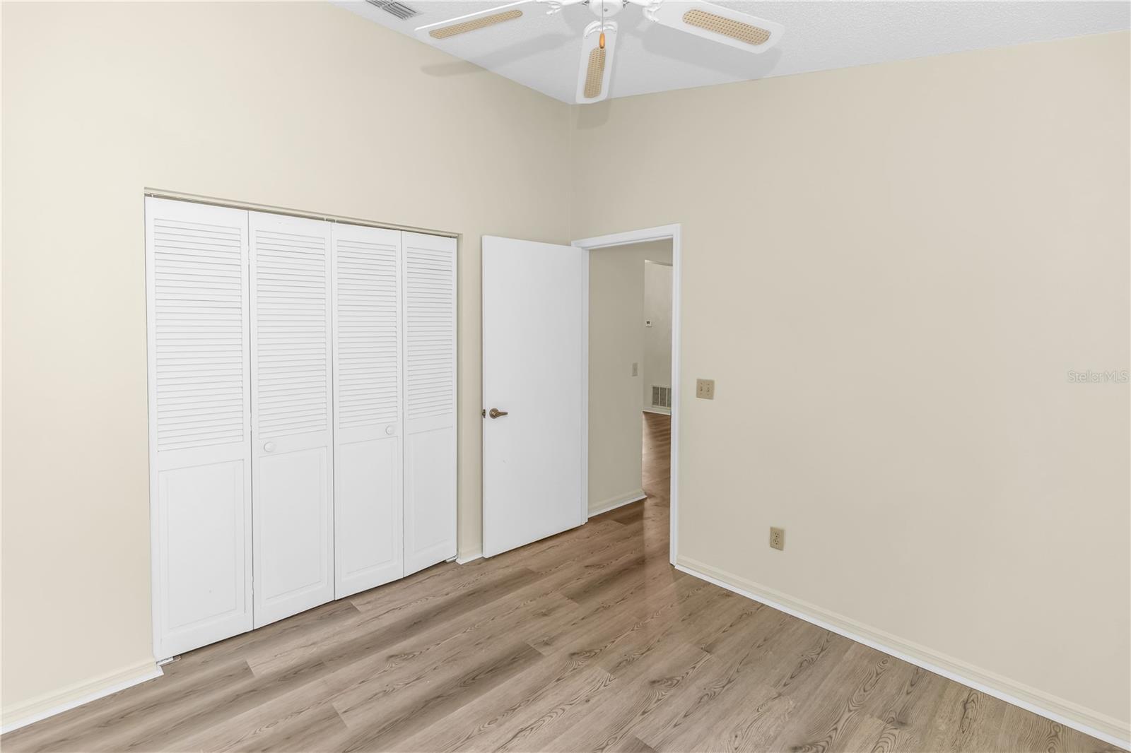 Image 24 of 26 For 5910 Petunia Lane