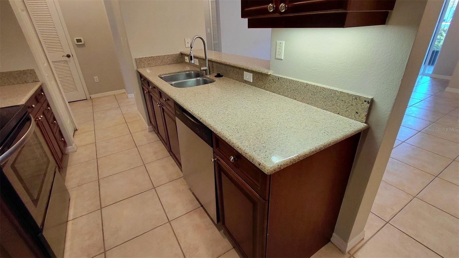 Image 10 of 38 For 11564 Mizzon Drive 104