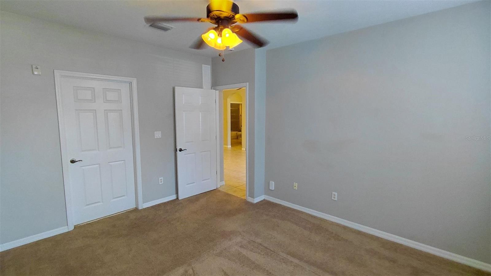 Image 19 of 38 For 11564 Mizzon Drive 104