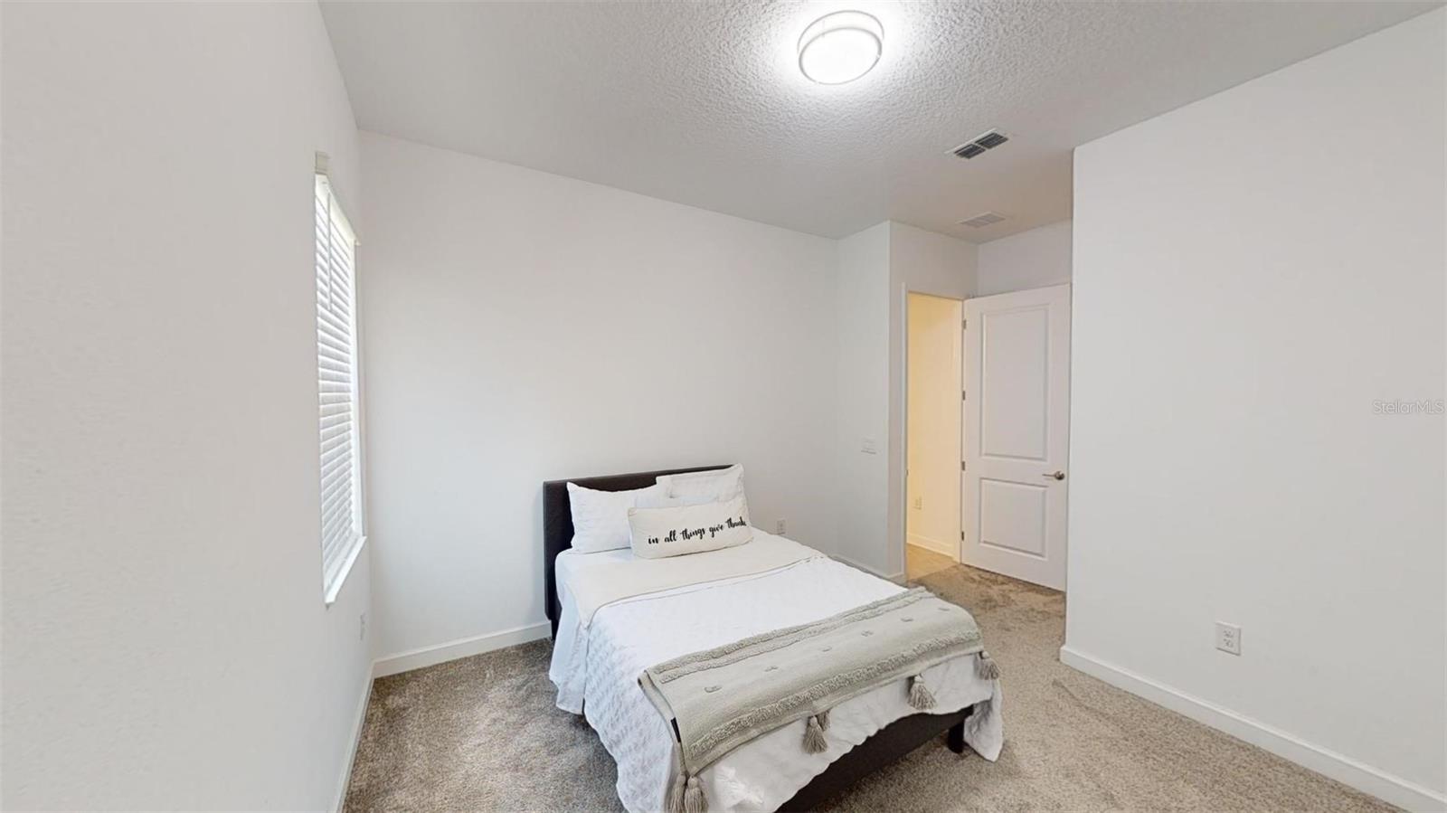 Image 18 of 21 For 8851 Fallen Oak Drive