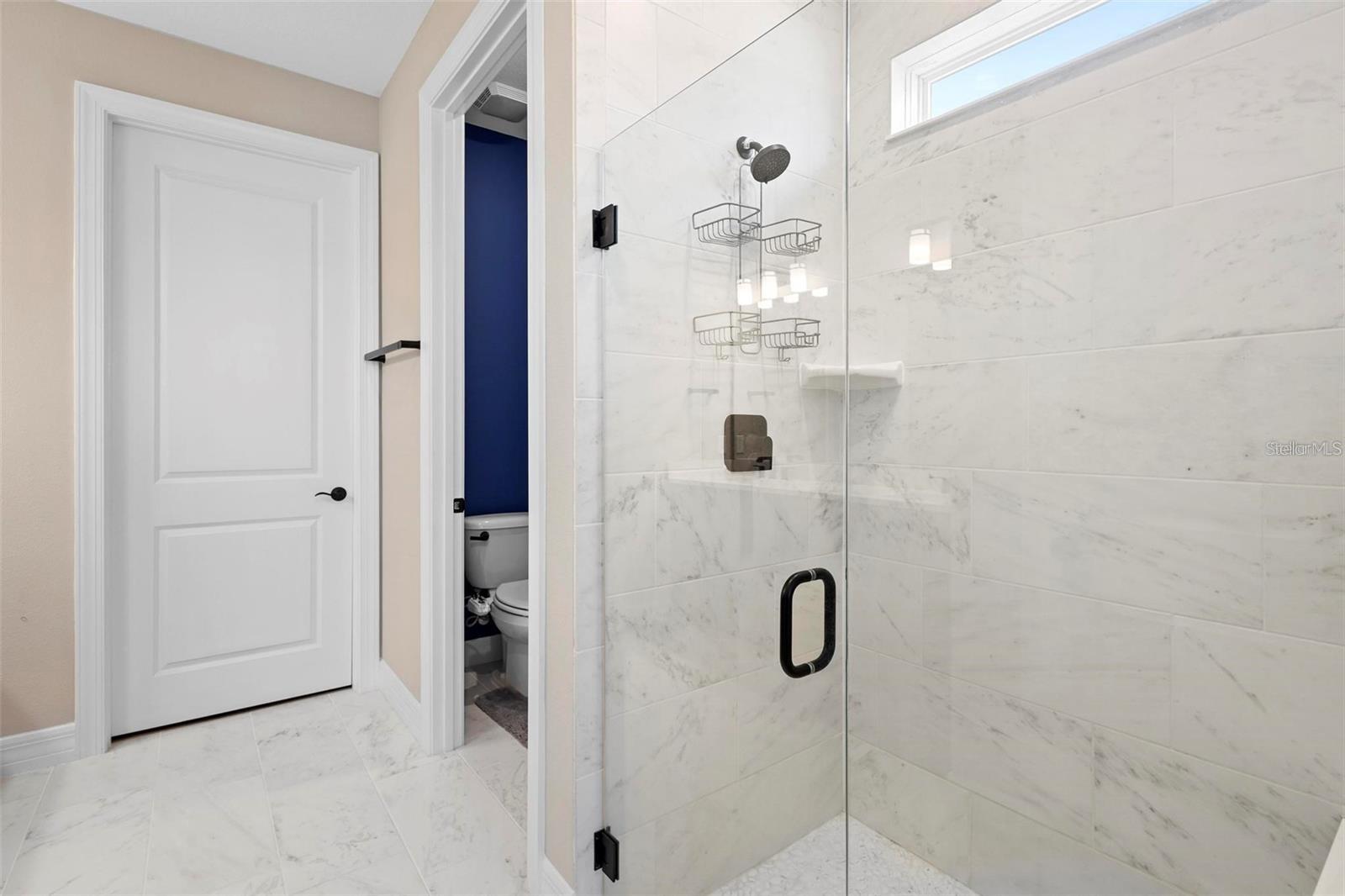 Image 7 of 8 For 10215 Park Estates Avenue