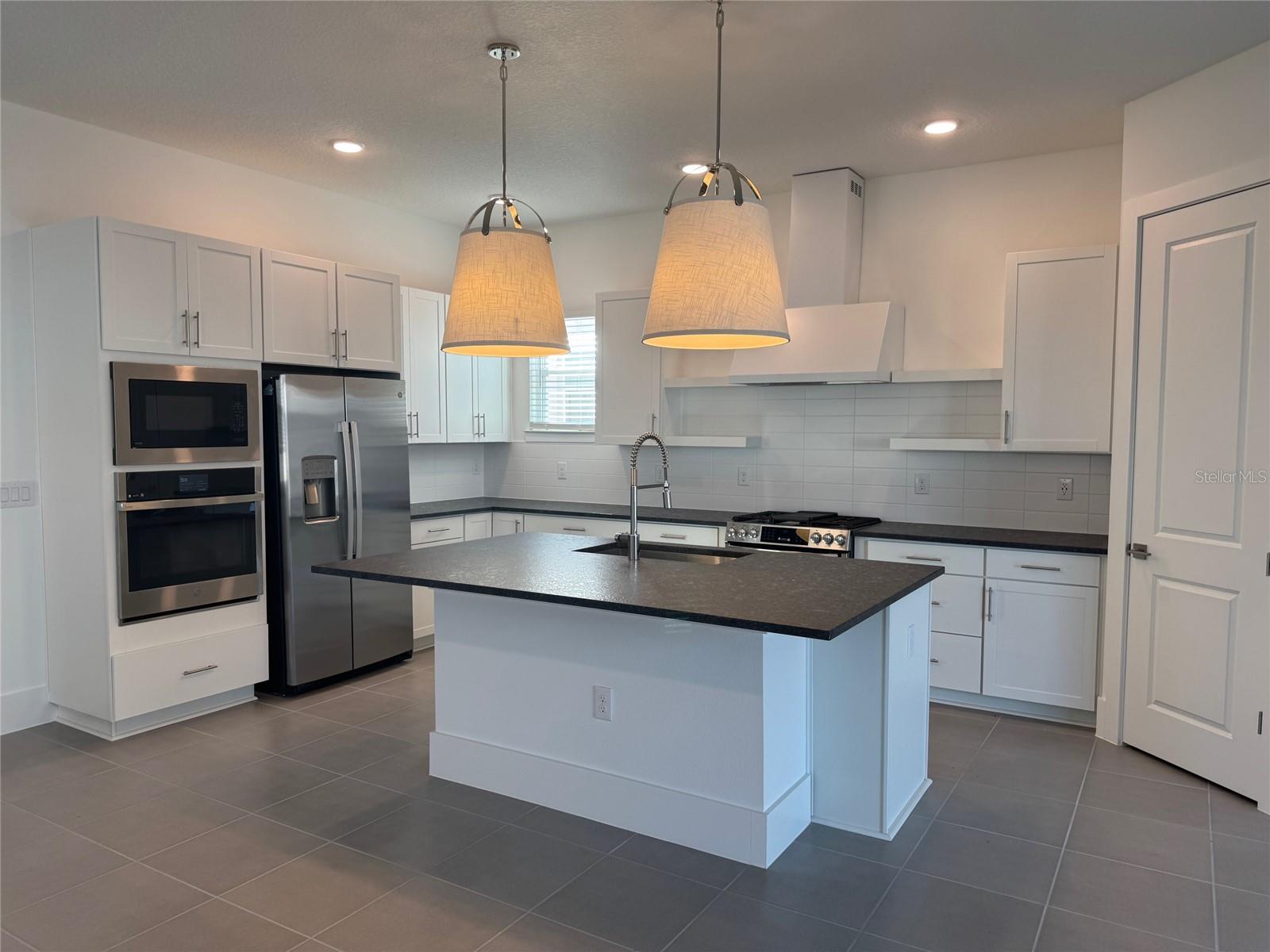 Image 4 of 26 For 12536 Westhaven Oak Drive