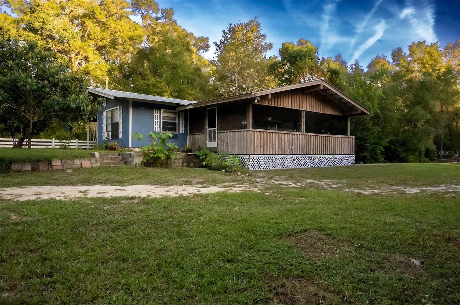 Details for 9796 59th Place, CHIEFLAND, FL 32626