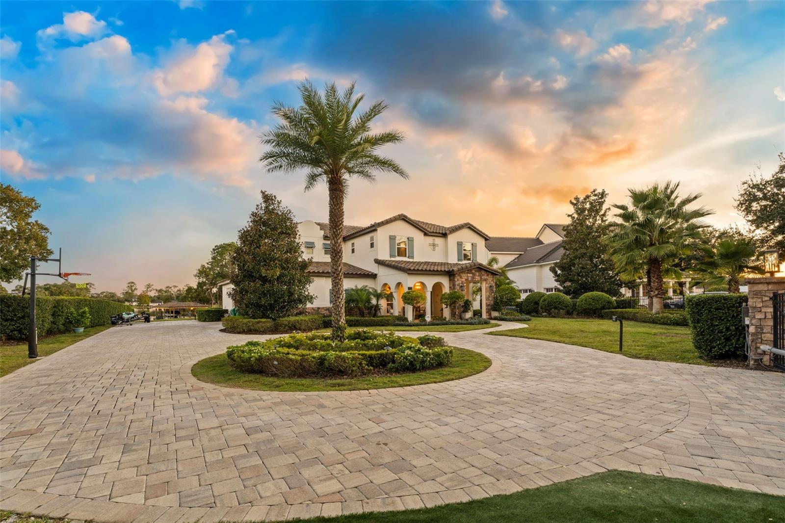 Image 3 of 64 For 131 Calm Water Cove