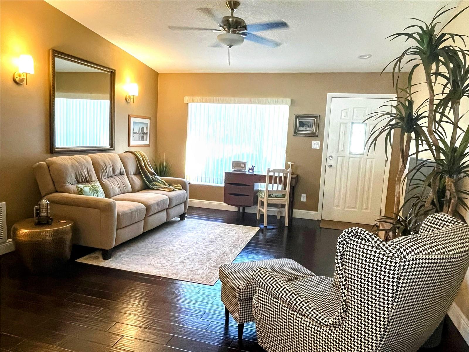 Image 5 of 63 For 3626 Upton Drive