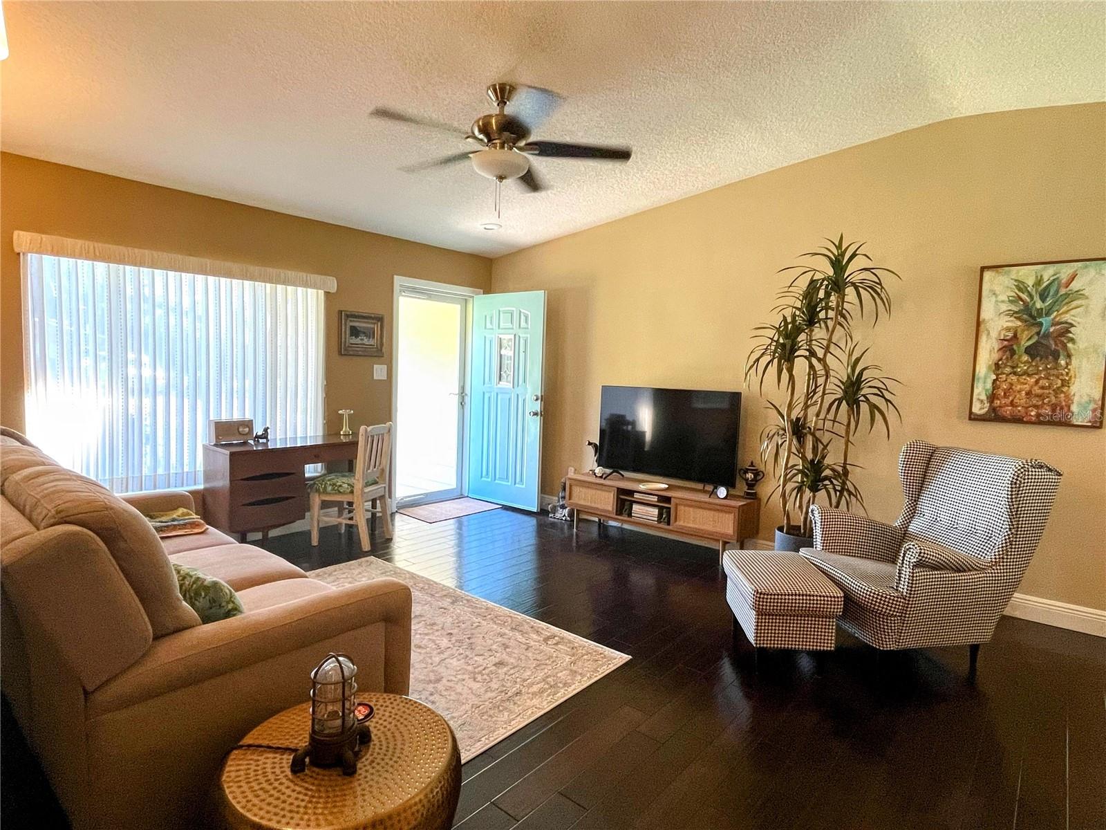 Image 6 of 63 For 3626 Upton Drive