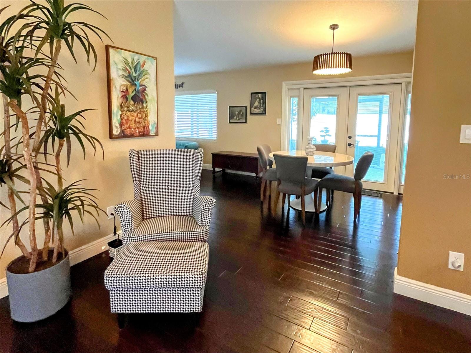 Image 9 of 63 For 3626 Upton Drive