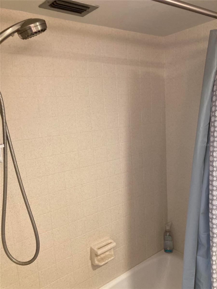 Image 15 of 15 For 646 Midway Drive A