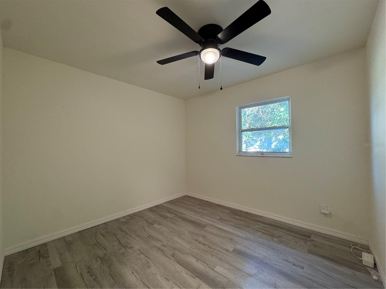 Image 16 of 26 For 7224 Valiant Court