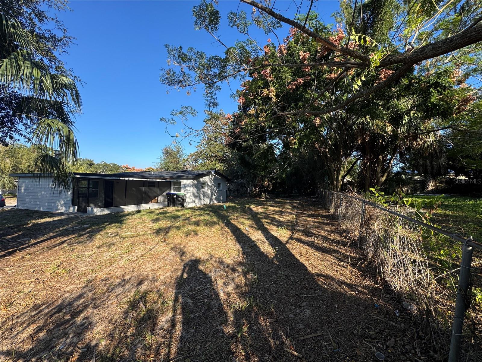 Image 25 of 26 For 7224 Valiant Court