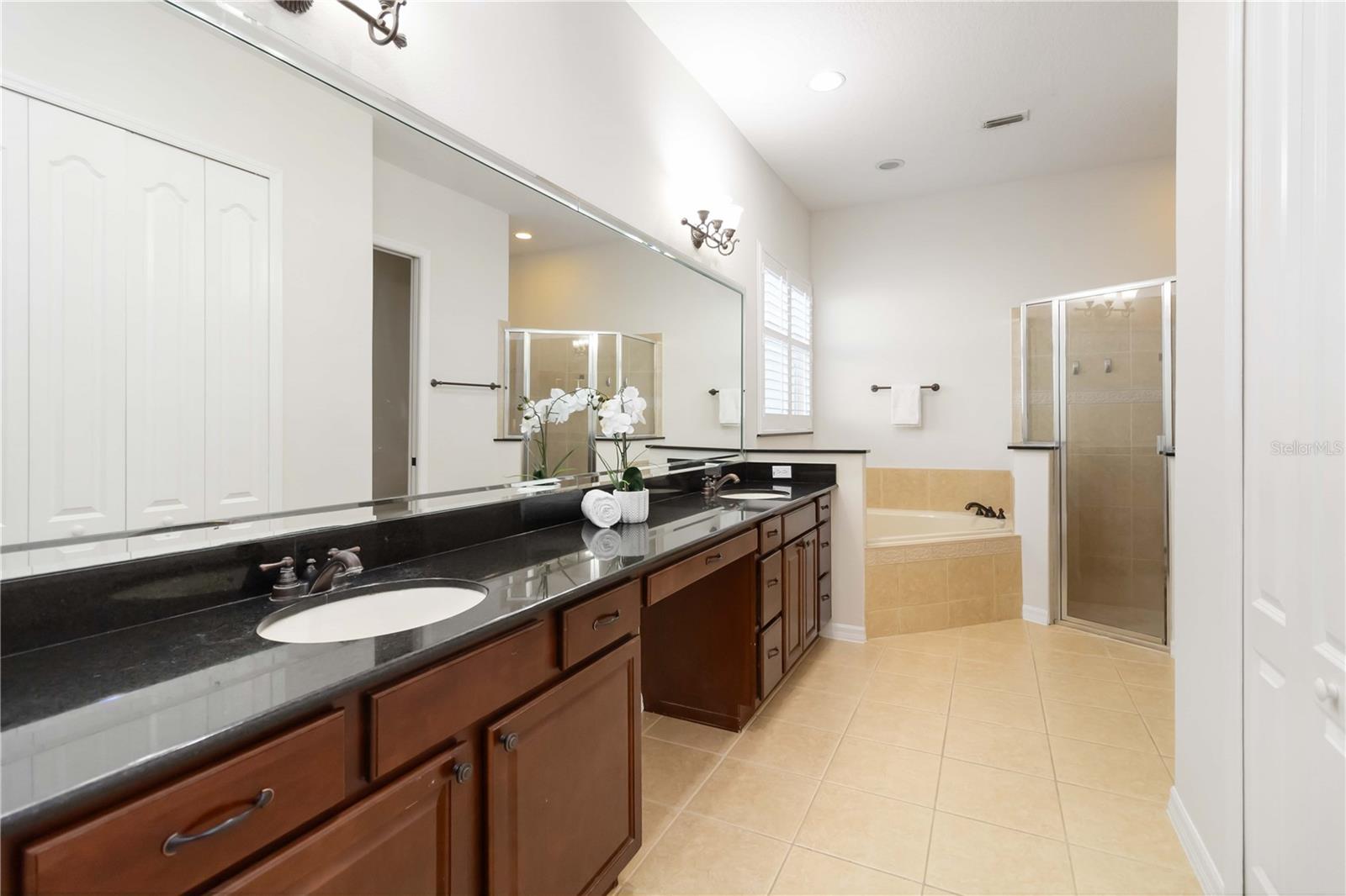 Image 19 of 48 For 13139 Hatherton Circle