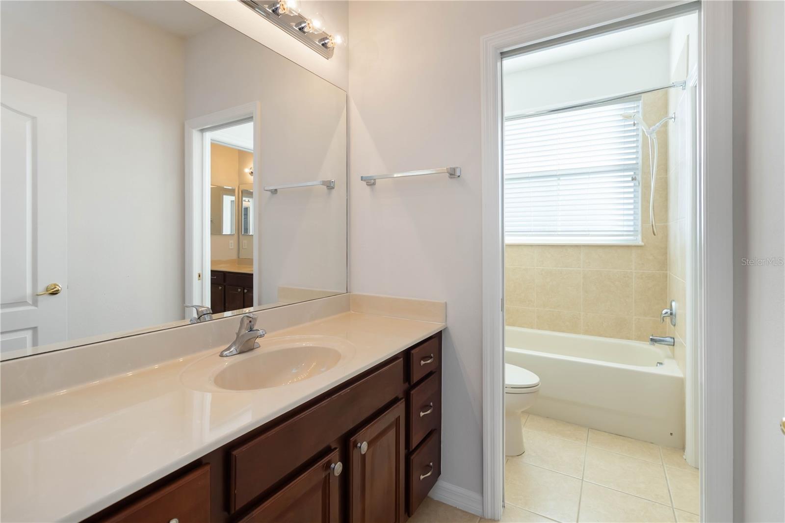 Image 31 of 48 For 13139 Hatherton Circle