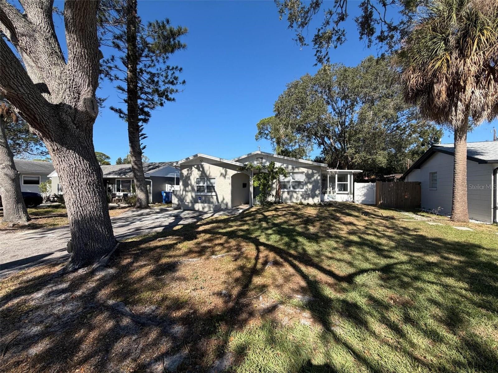 Image 2 of 17 For 1775 New Hampshire Avenue Ne