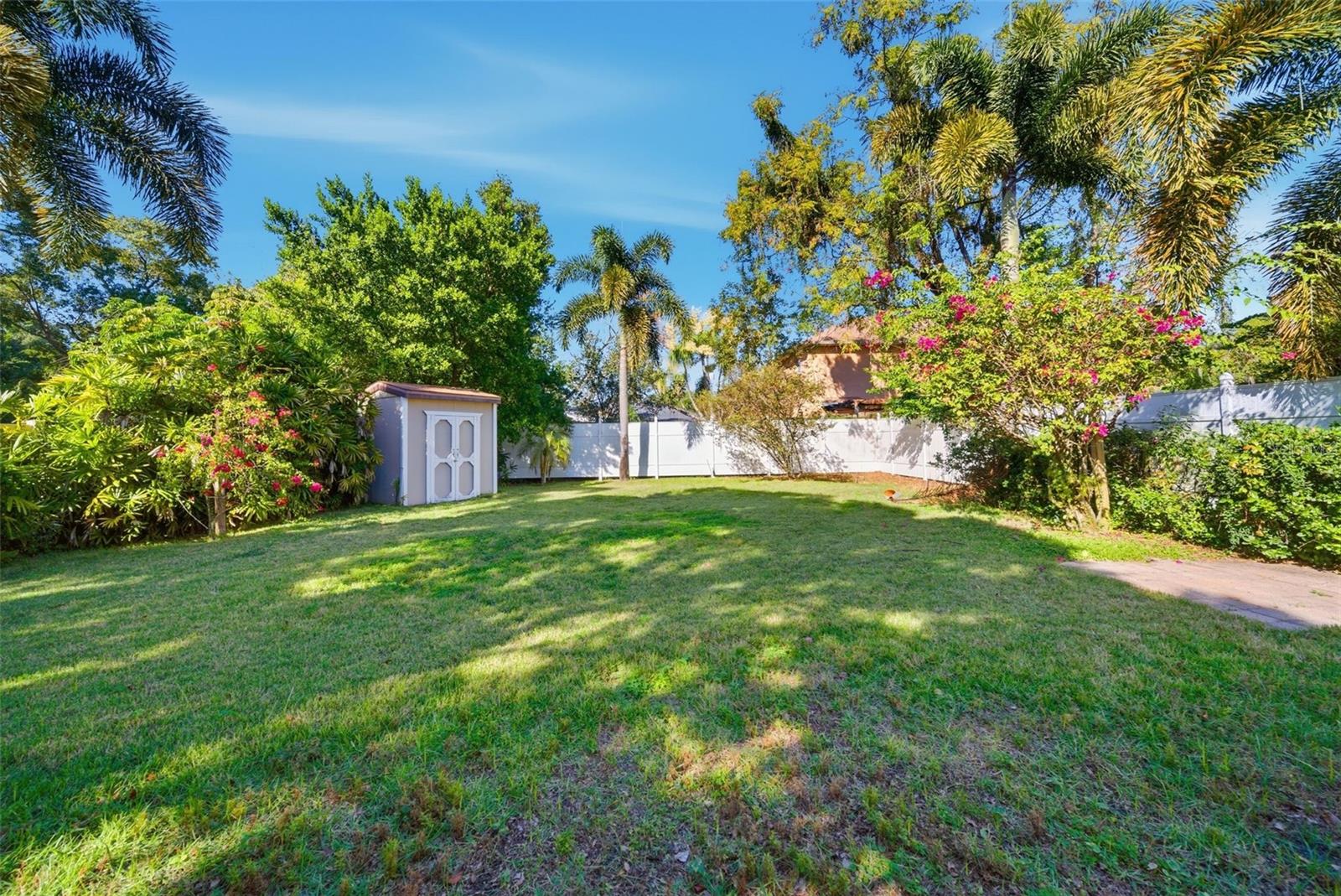 Image 27 of 30 For 1715 Canton Street