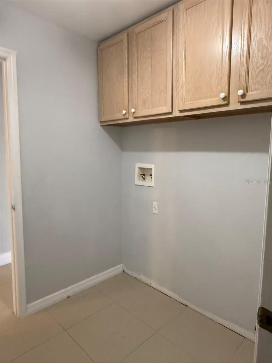 Image 10 of 36 For 1231 Seneca Falls Drive