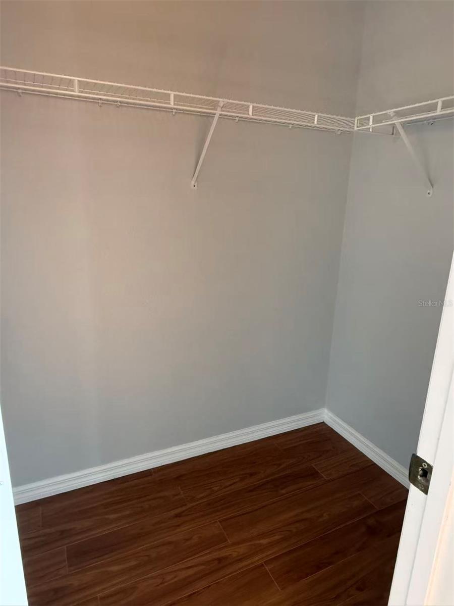 Image 18 of 36 For 1231 Seneca Falls Drive