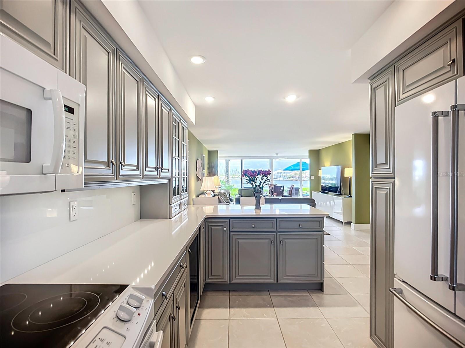 Image 11 of 39 For 6200 Flotilla Drive 262