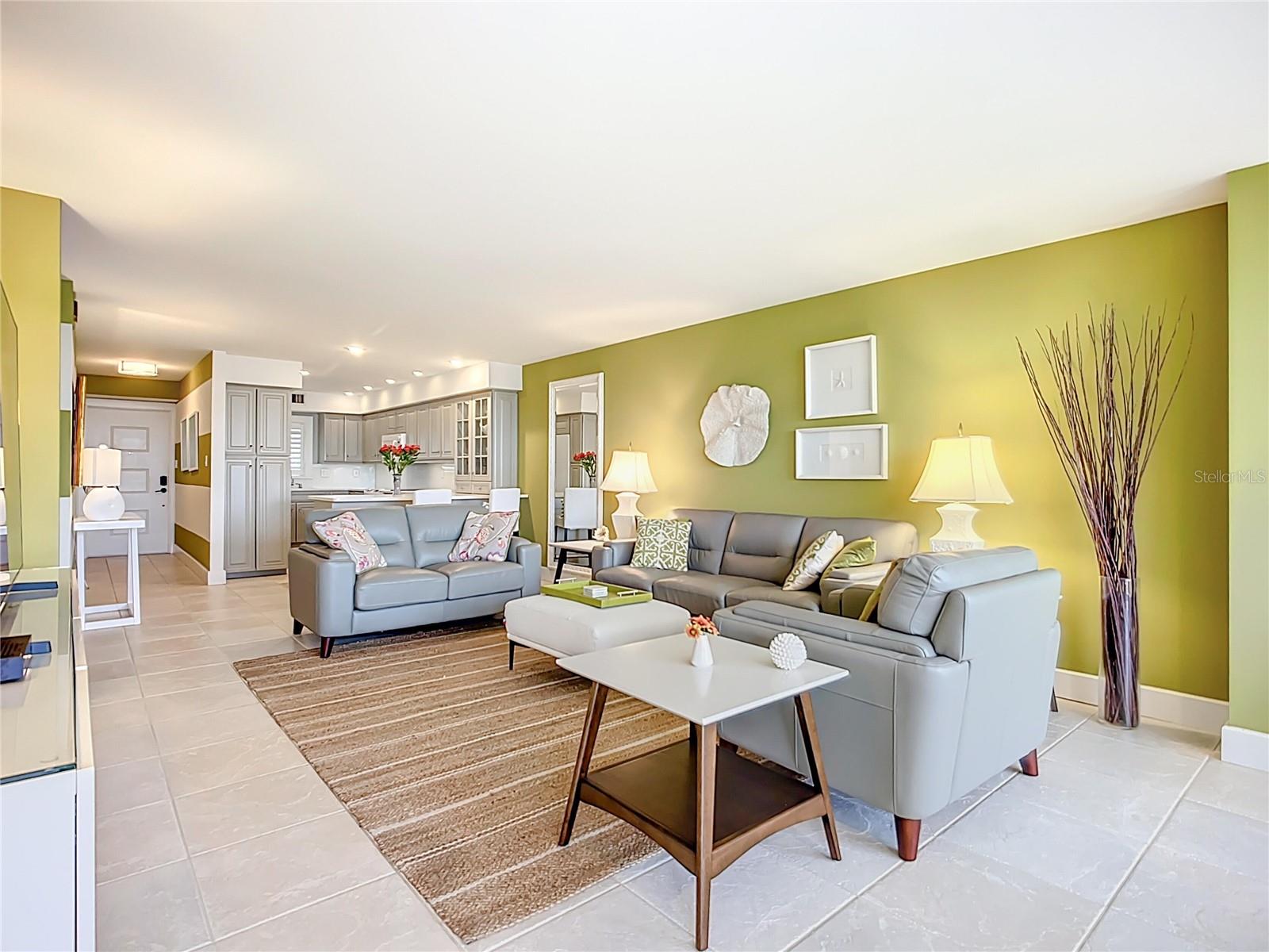 Image 15 of 39 For 6200 Flotilla Drive 262