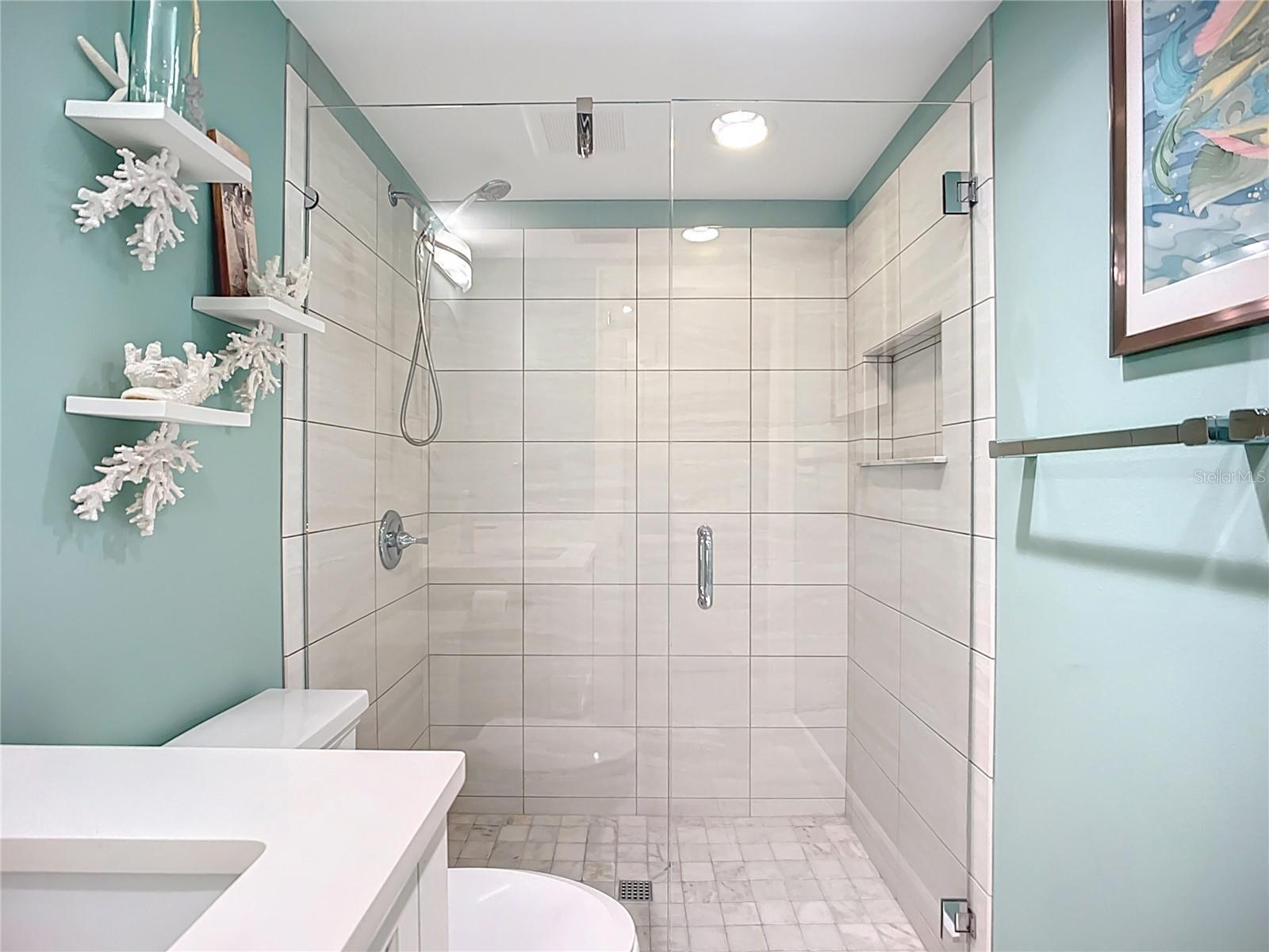 Image 20 of 39 For 6200 Flotilla Drive 262