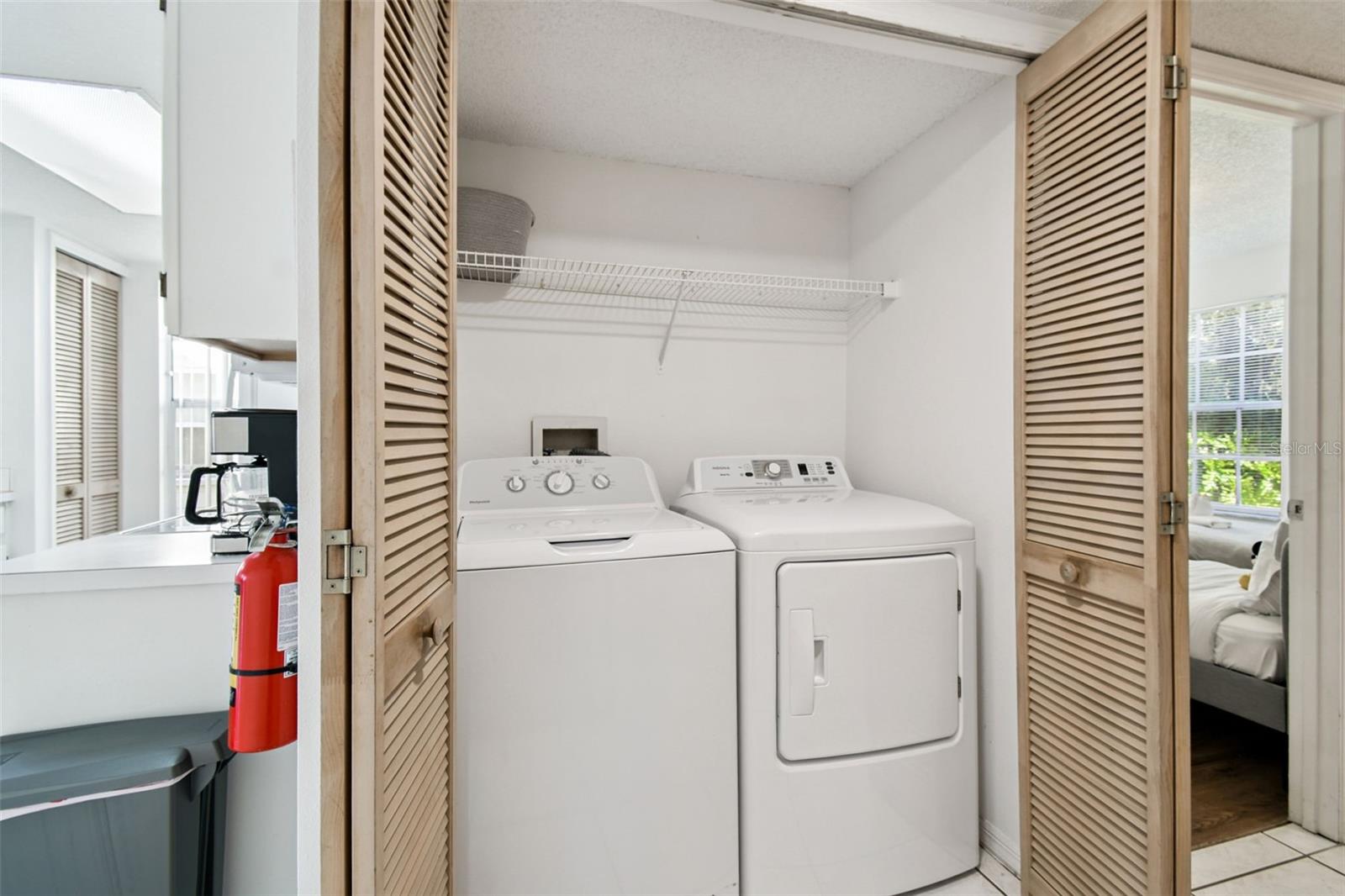 Image 26 of 46 For 2035 Royal Bay Boulevard 45