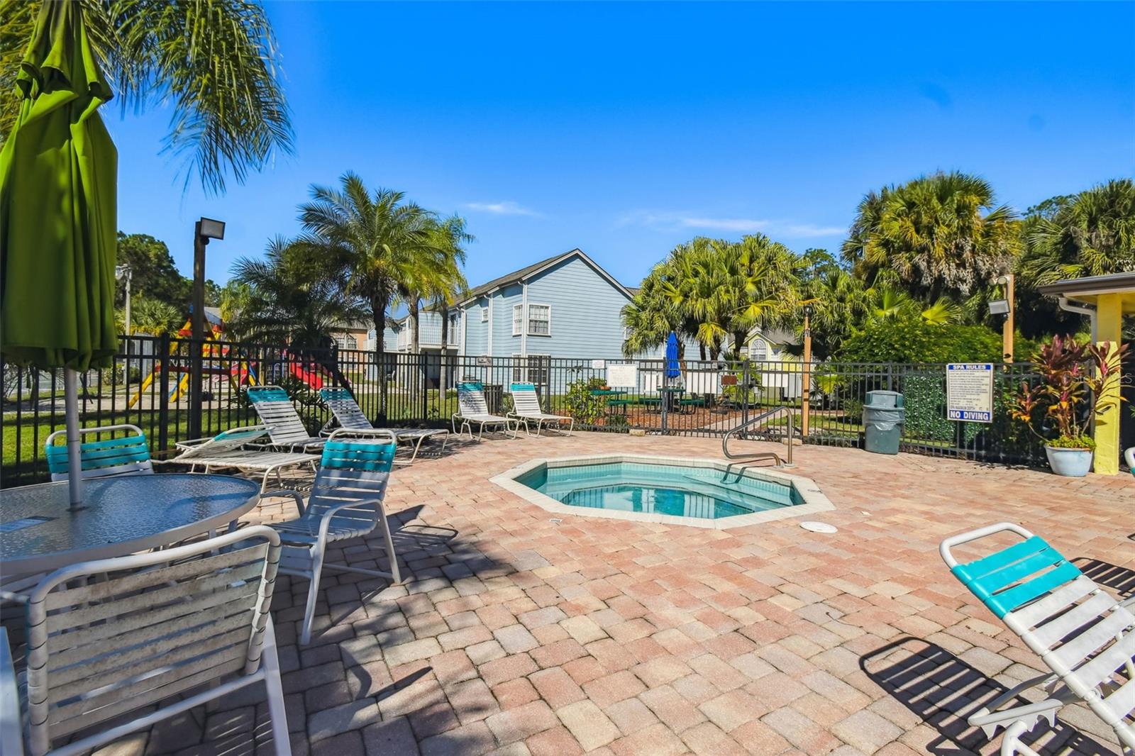 Image 42 of 46 For 2035 Royal Bay Boulevard 45