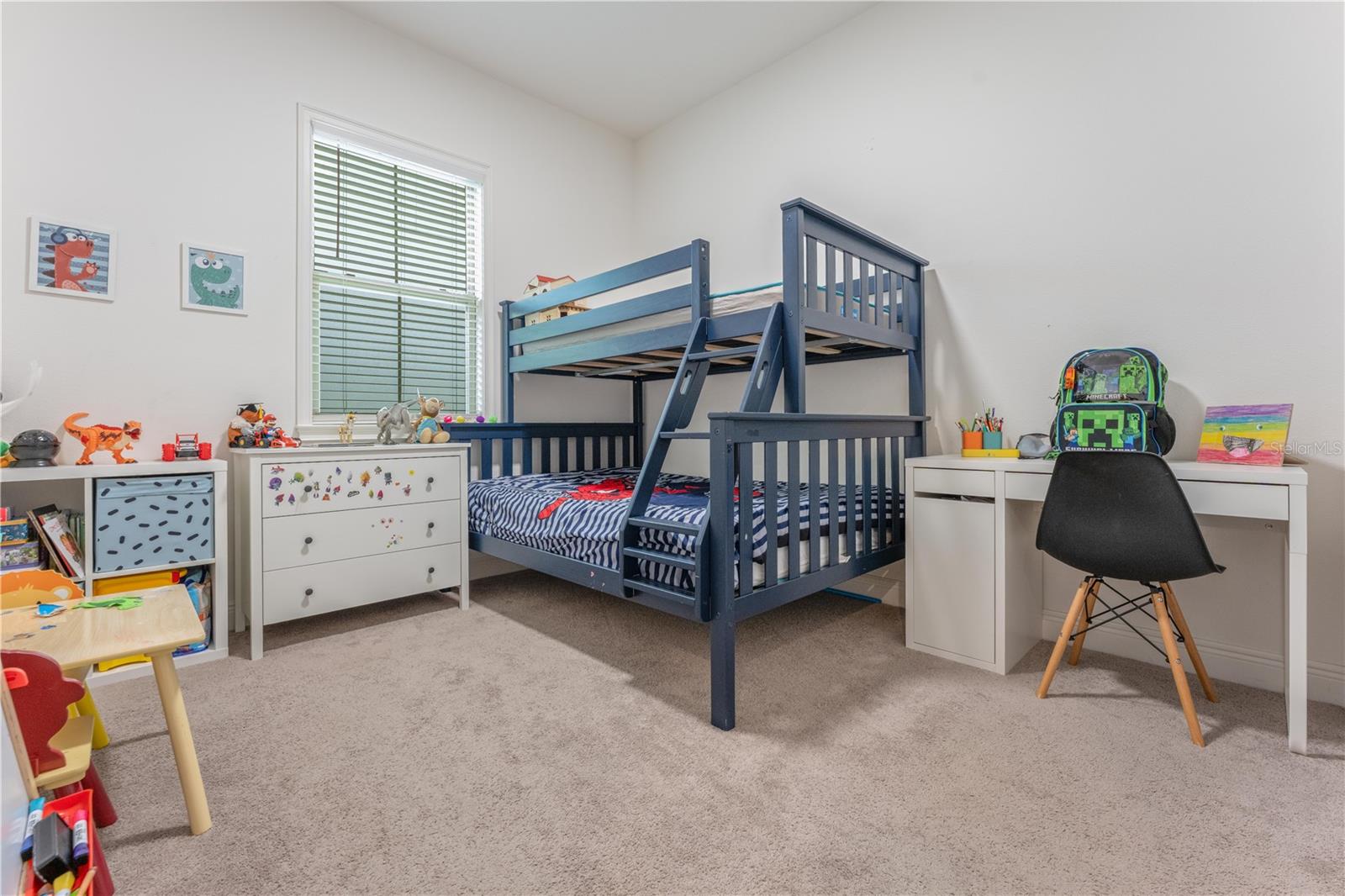 Image 17 of 71 For 13019 Stanthorne Avenue