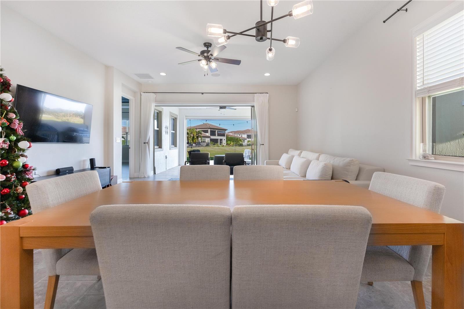 Image 34 of 71 For 13019 Stanthorne Avenue