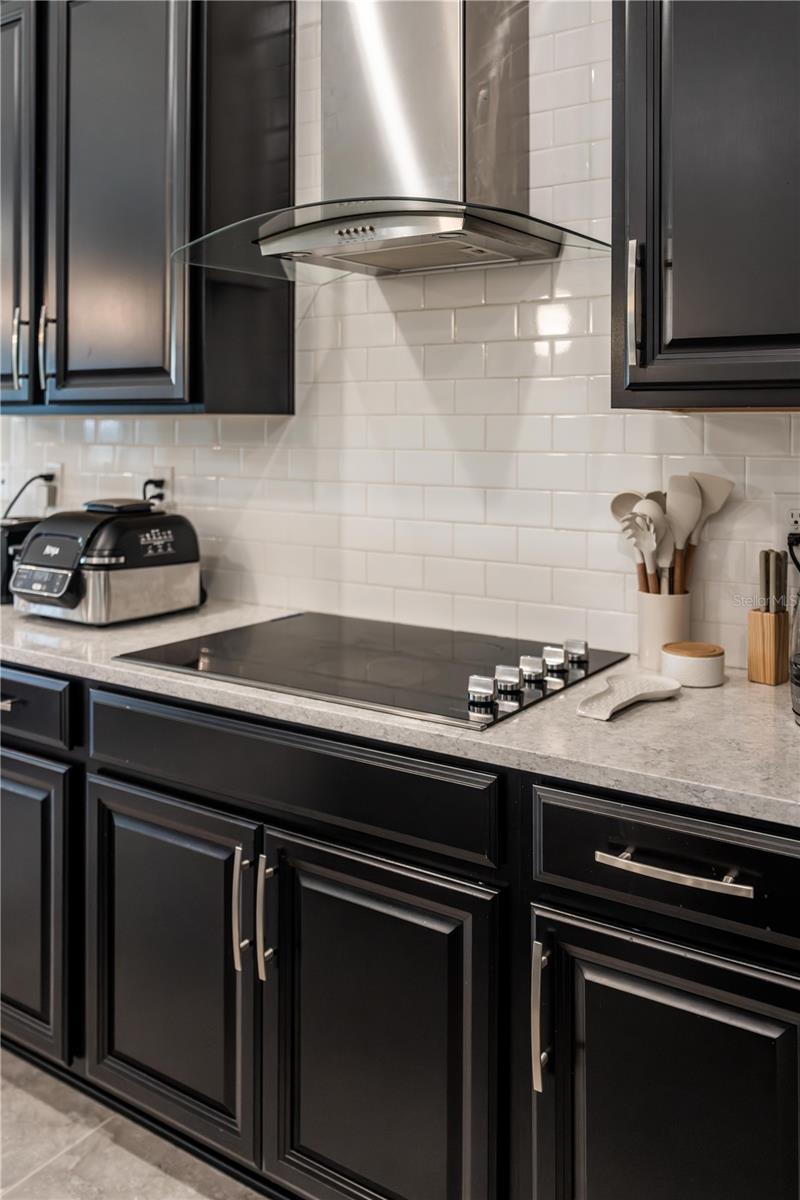 Image 45 of 71 For 13019 Stanthorne Avenue