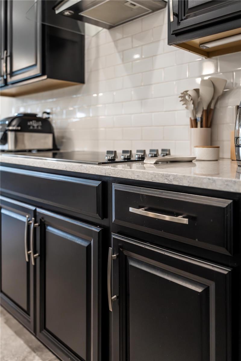 Image 47 of 71 For 13019 Stanthorne Avenue