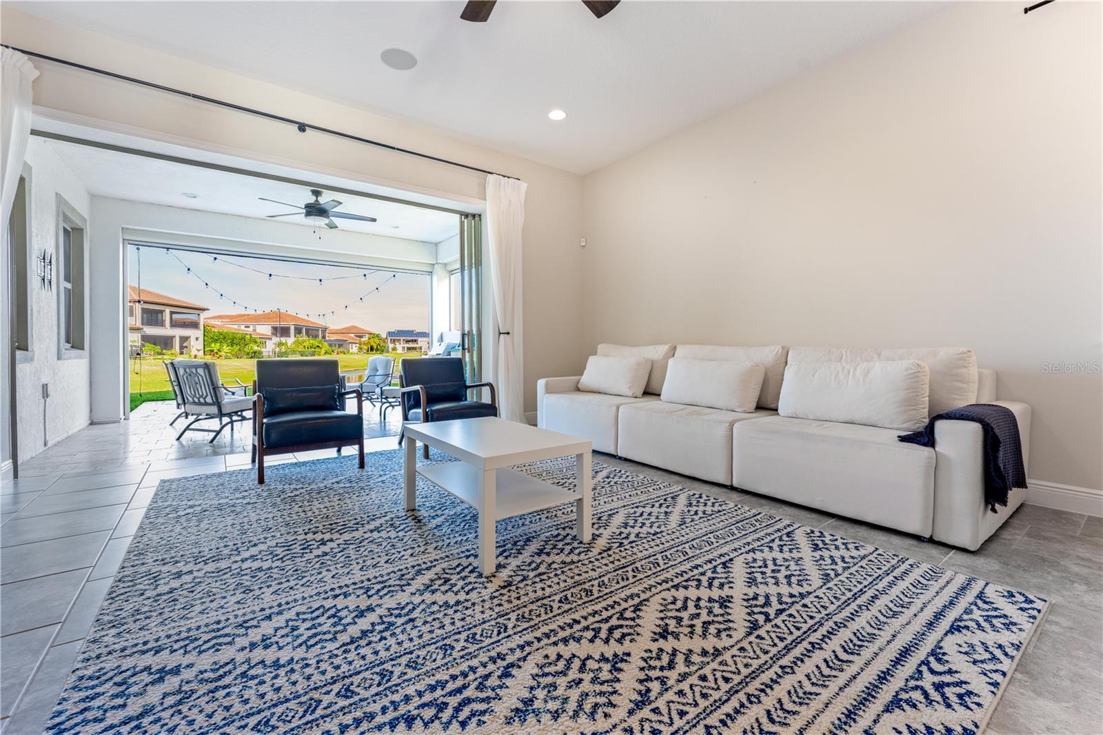 Image 53 of 71 For 13019 Stanthorne Avenue