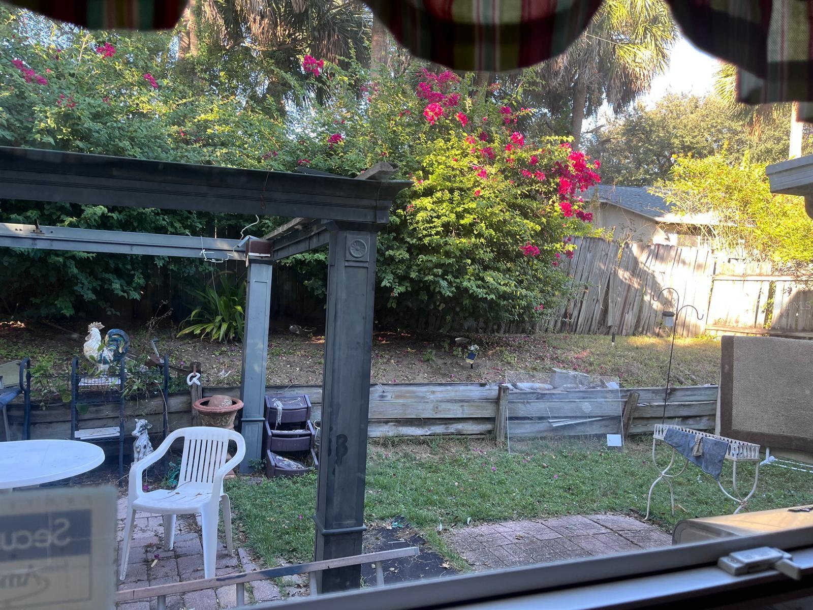 Image 7 of 8 For 309 Bay Street