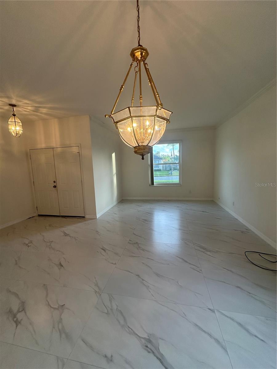 Image 3 of 11 For 2745 University Acres Drive